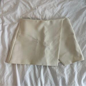 Zara Cream Mini Skort - New without Tag